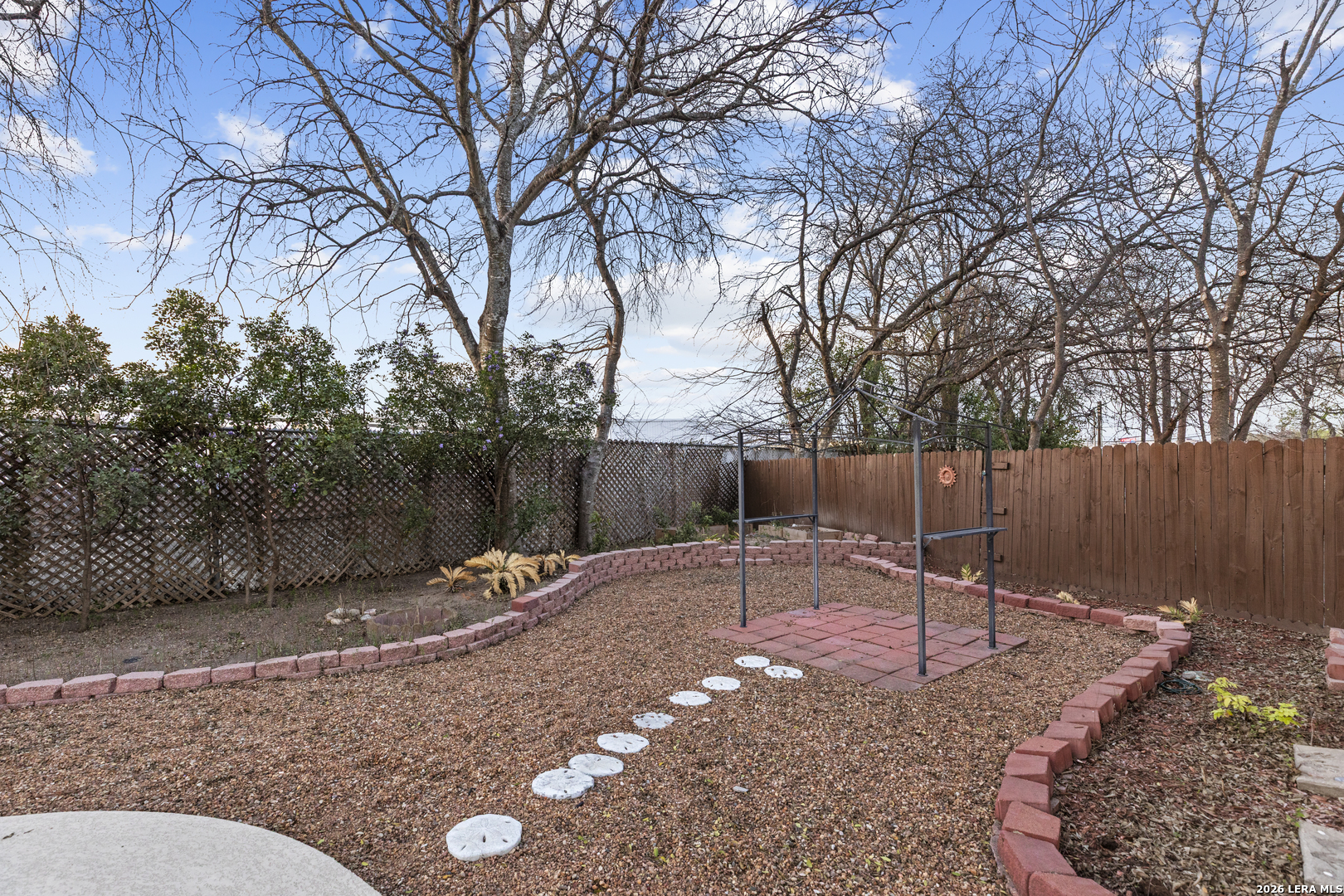 7337 Leading Oaks Street Live Oak TX 78233