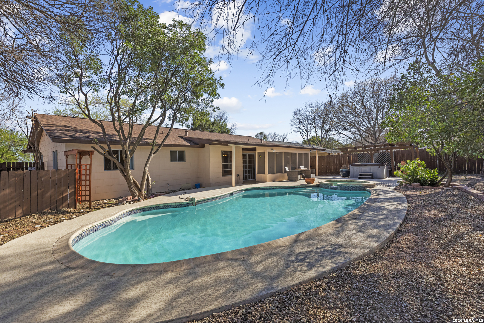 7337 Leading Oaks Street Live Oak TX 78233