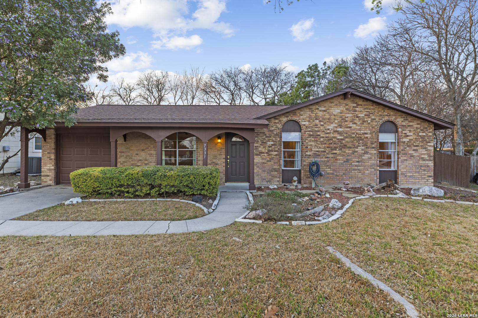 7337 Leading Oaks Street Live Oak TX 78233