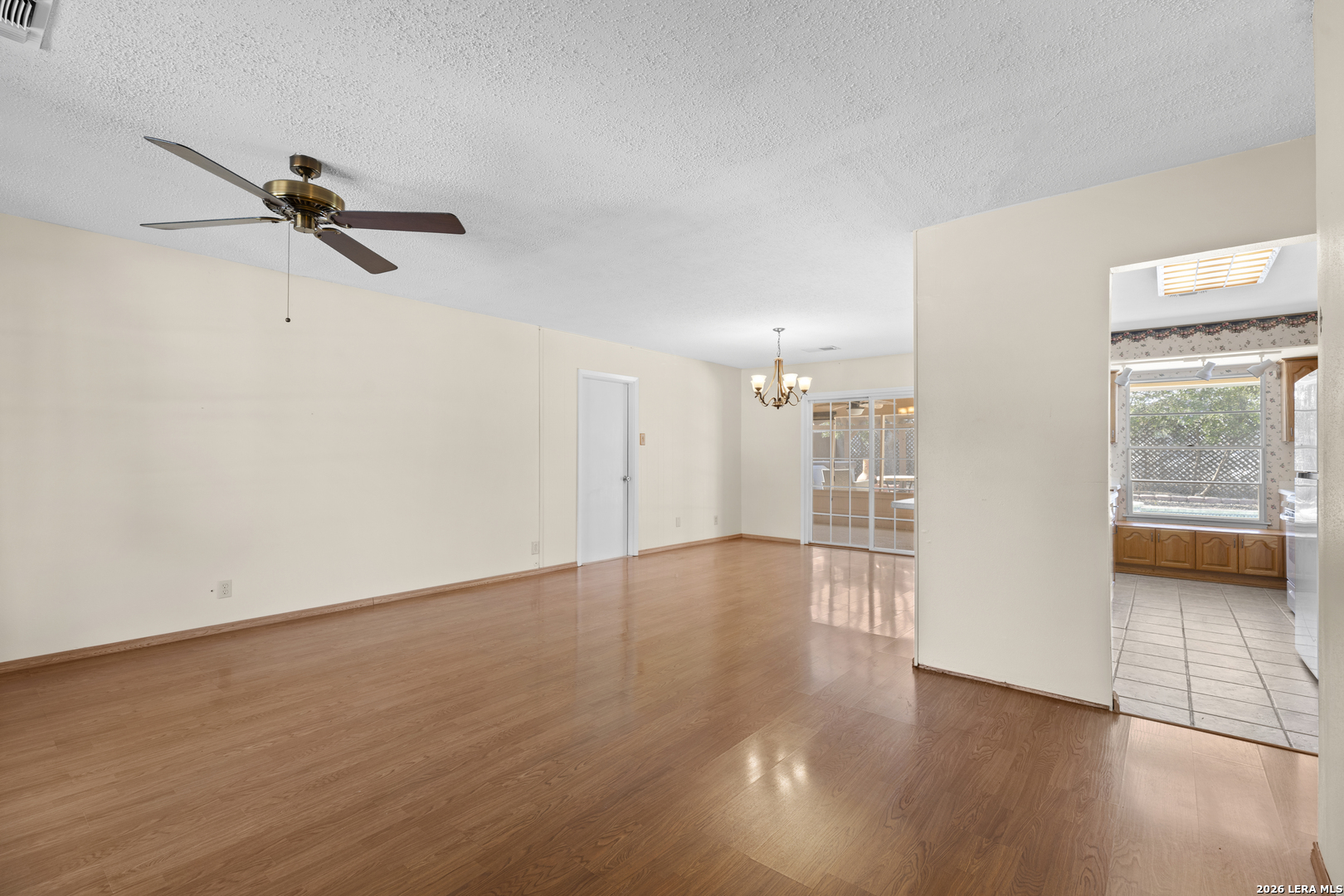 7337 Leading Oaks Street Live Oak TX 78233