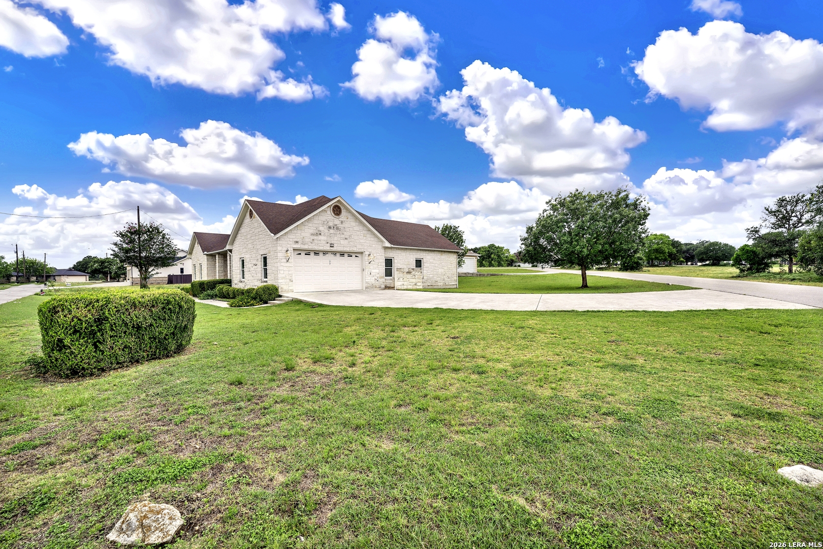 174 Edgewood Bandera TX 78003