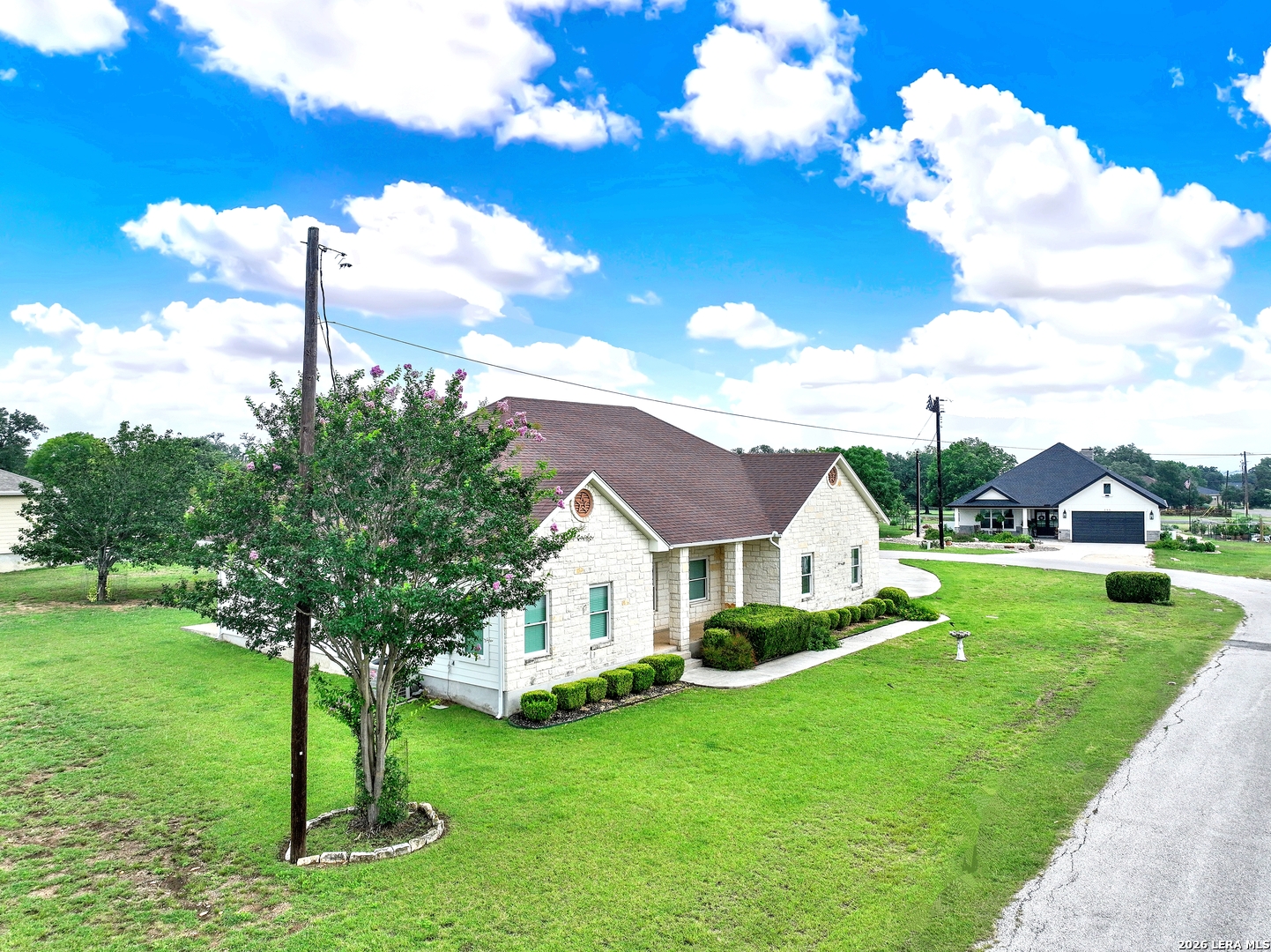 174 Edgewood Bandera TX 78003
