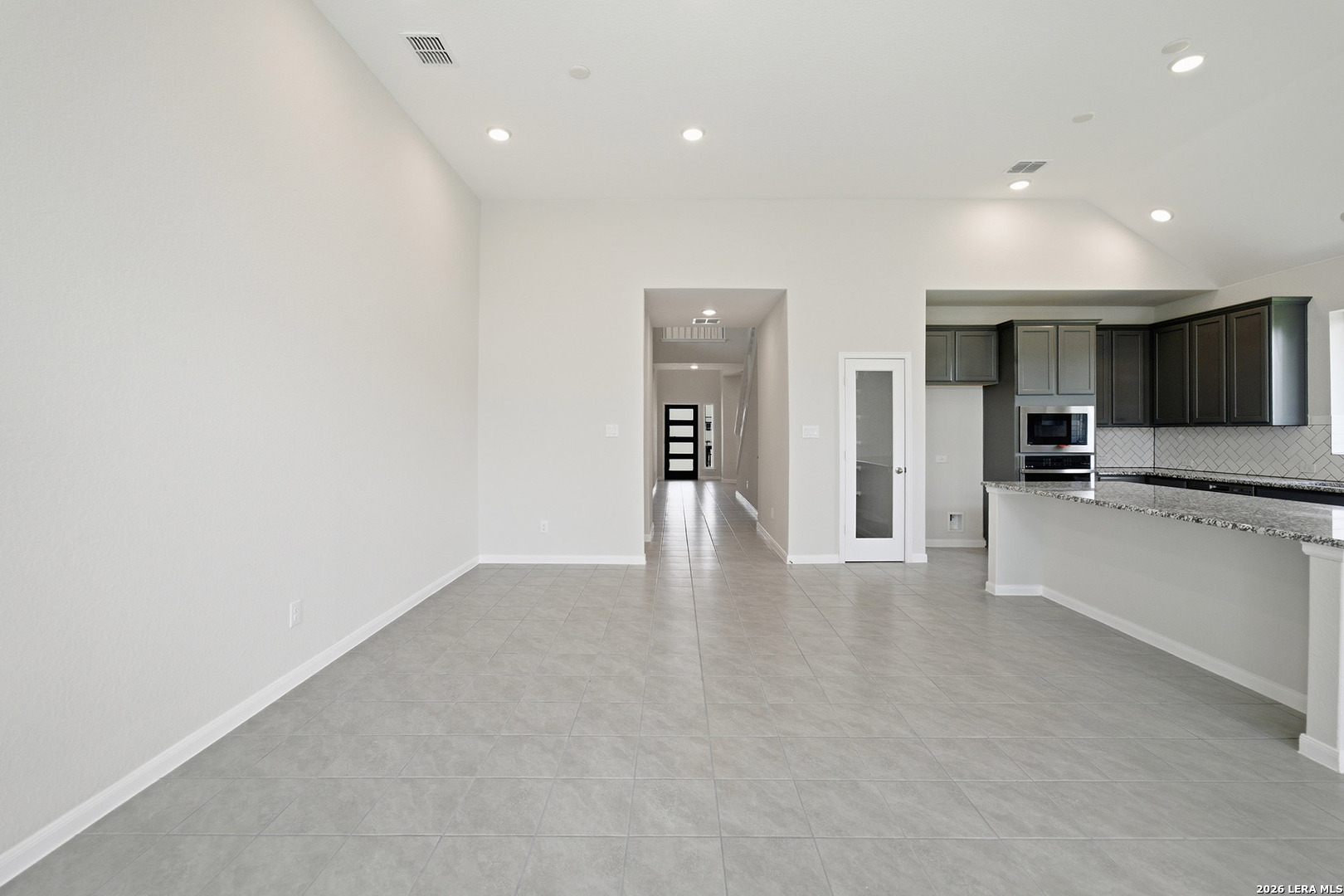 1272 Higgins San Antonio TX 78245
