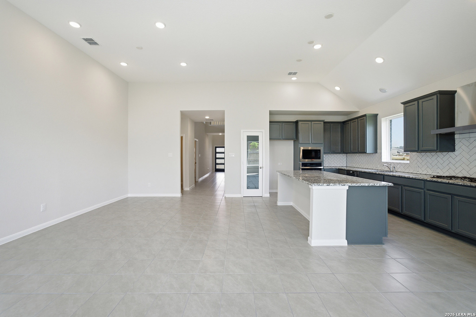 1272 Higgins San Antonio TX 78245