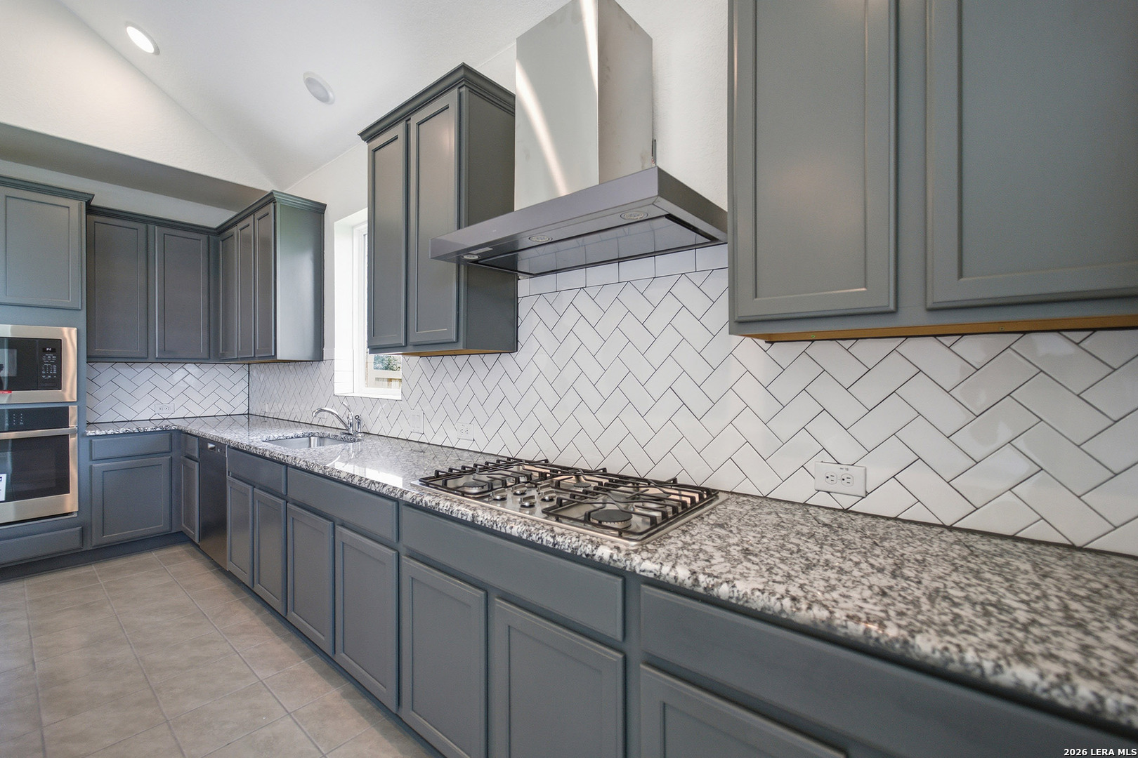 1272 Higgins San Antonio TX 78245
