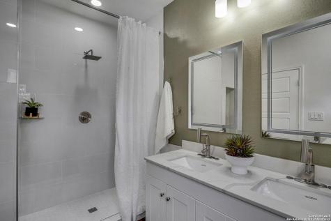 330 Walton Avenue San Antonio TX 78225