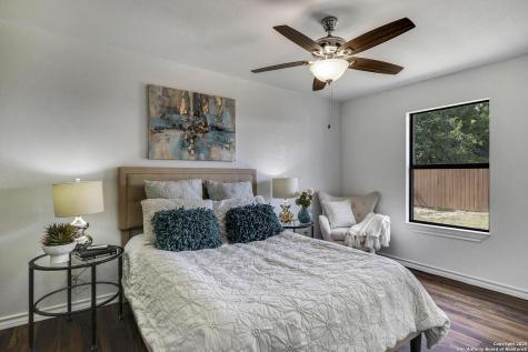 330 Walton Avenue San Antonio TX 78225