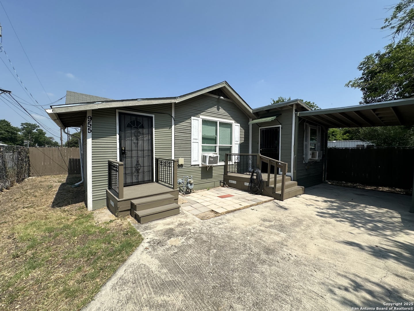 955 Steves San Antonio TX 78210