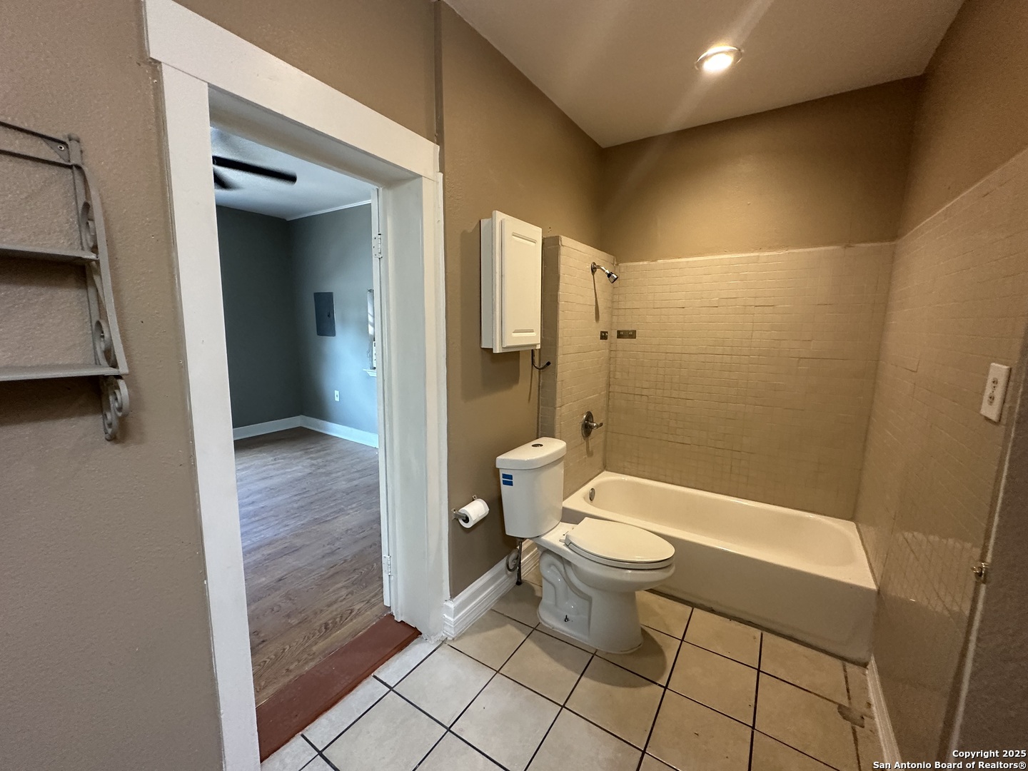 955 Steves San Antonio TX 78210