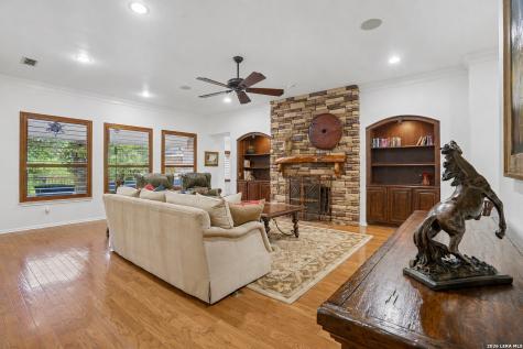9331 Gardenia Bend Drive Garden Ridge TX 78266
