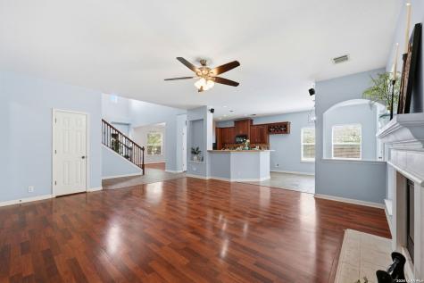 9116 Perdernales Rio Helotes TX 78023