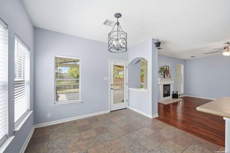 9116 Perdernales Rio Helotes TX 78023