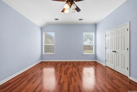9116 Perdernales Rio Helotes TX 78023