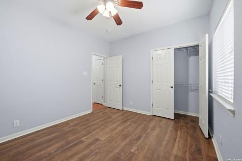 9116 Perdernales Rio Helotes TX 78023