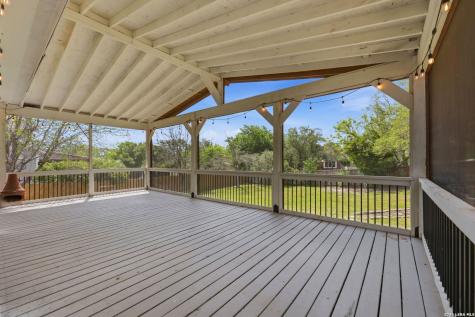 9116 Perdernales Rio Helotes TX 78023