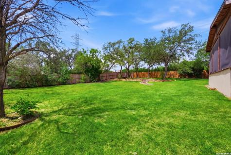 9116 Perdernales Rio Helotes TX 78023
