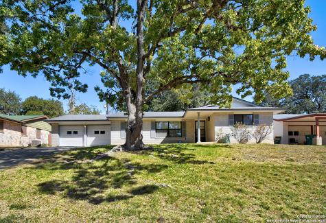 323 Shin Oak Live Oak TX 78233