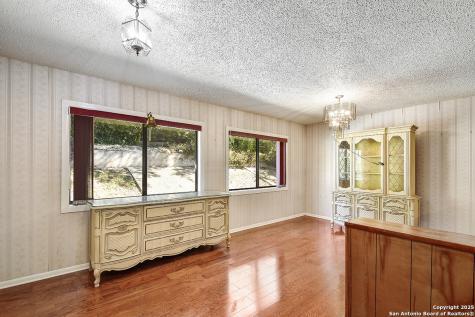 323 Shin Oak Live Oak TX 78233