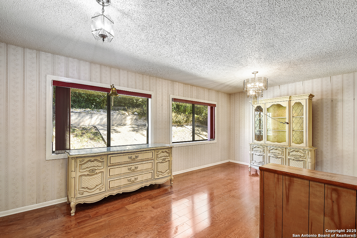 323 Shin Oak Live Oak TX 78233