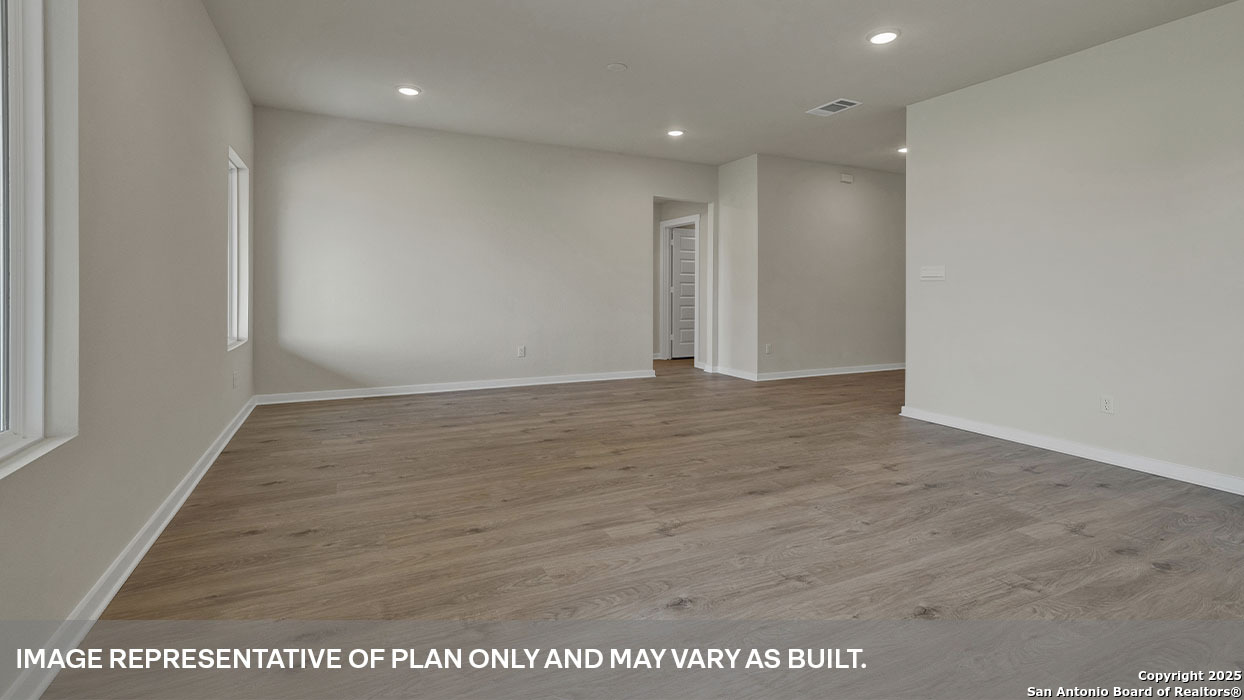 409 Kolbo Crossing Cove Lockhart TX 78644