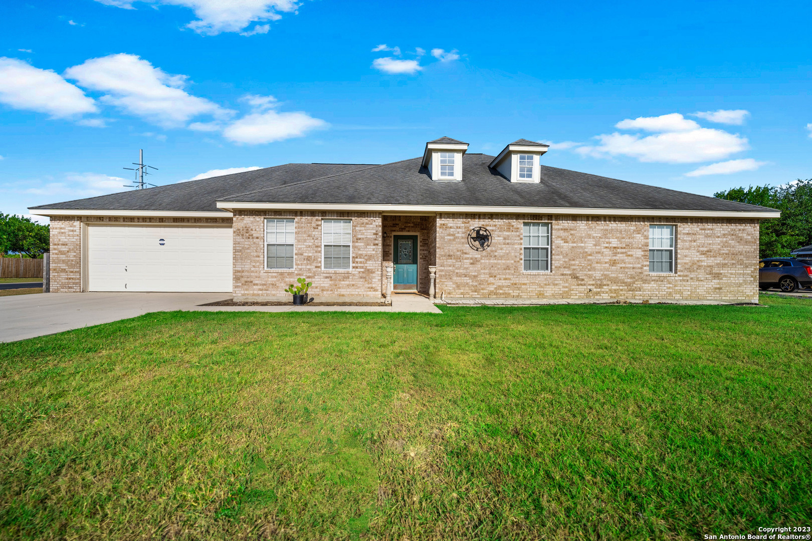 150 Castlewood Drive Seguin TX 78155