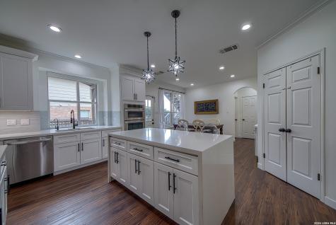 19442 Mill Oak San Antonio TX 78258