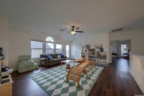 19442 Mill Oak San Antonio TX 78258