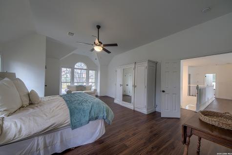 19442 Mill Oak San Antonio TX 78258