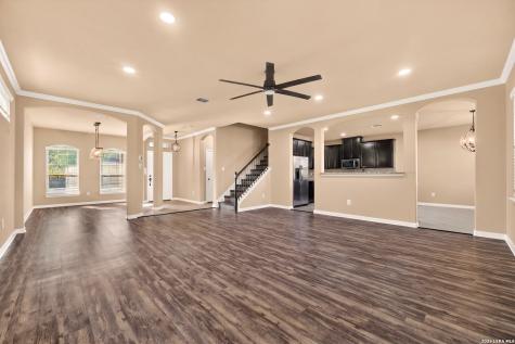 8447 Meadow Plains San Antonio TX 78254