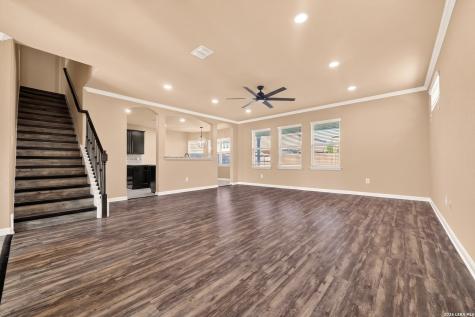 8447 Meadow Plains San Antonio TX 78254
