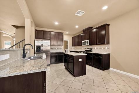 8447 Meadow Plains San Antonio TX 78254