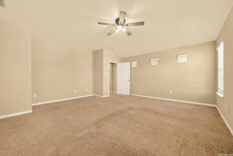 8447 Meadow Plains San Antonio TX 78254