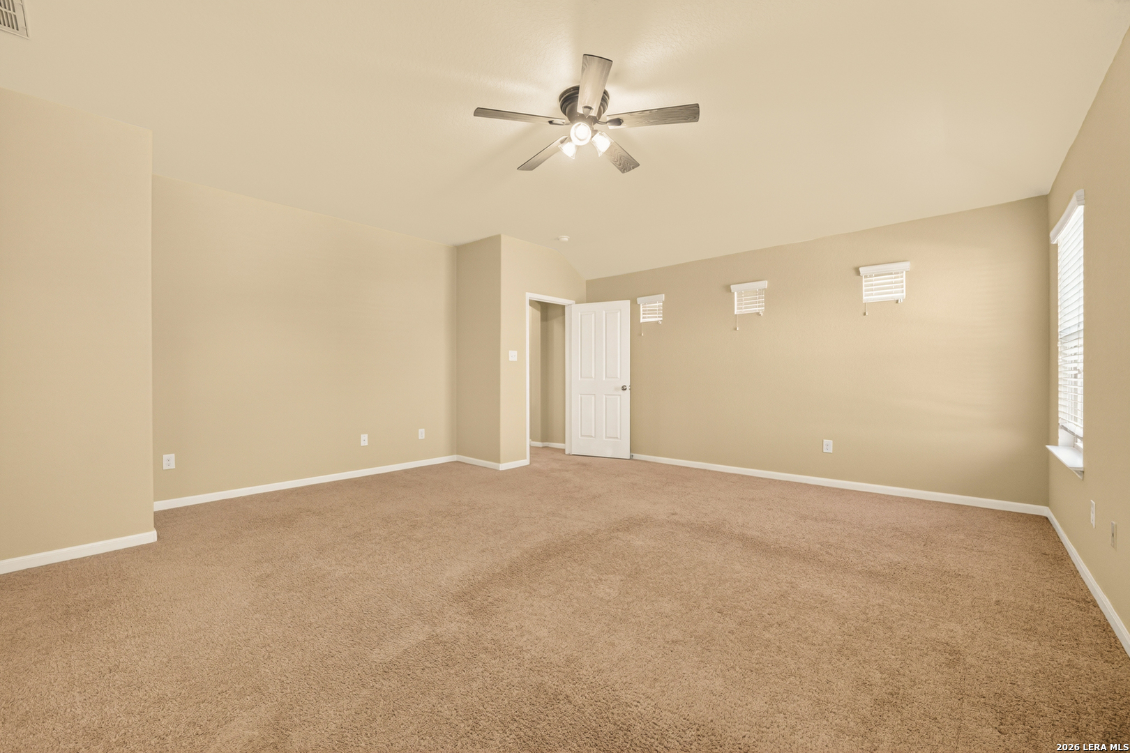 8447 Meadow Plains San Antonio TX 78254