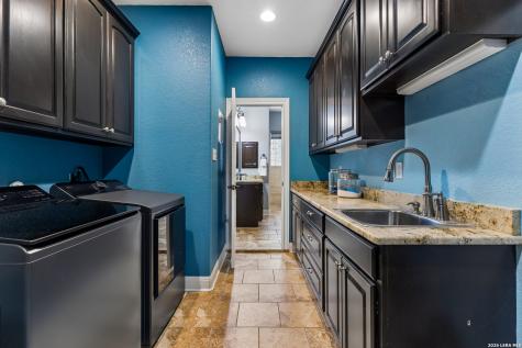 148 Woodlands La Vernia TX 78121