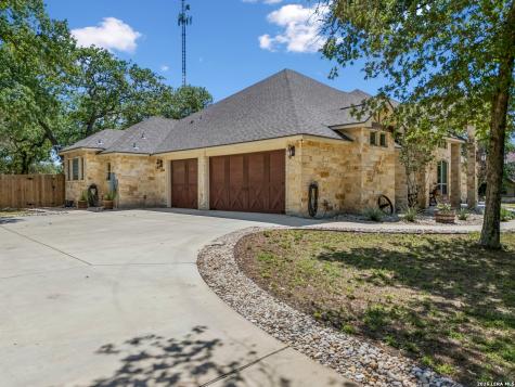 148 Woodlands La Vernia TX 78121