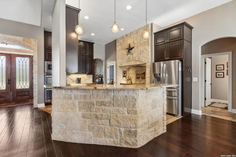 148 Woodlands La Vernia TX 78121