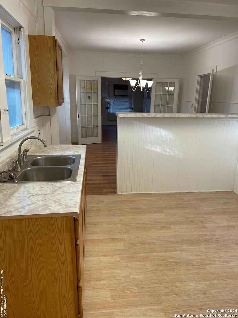 722 E Southcross Boulevard San Antonio TX 78214