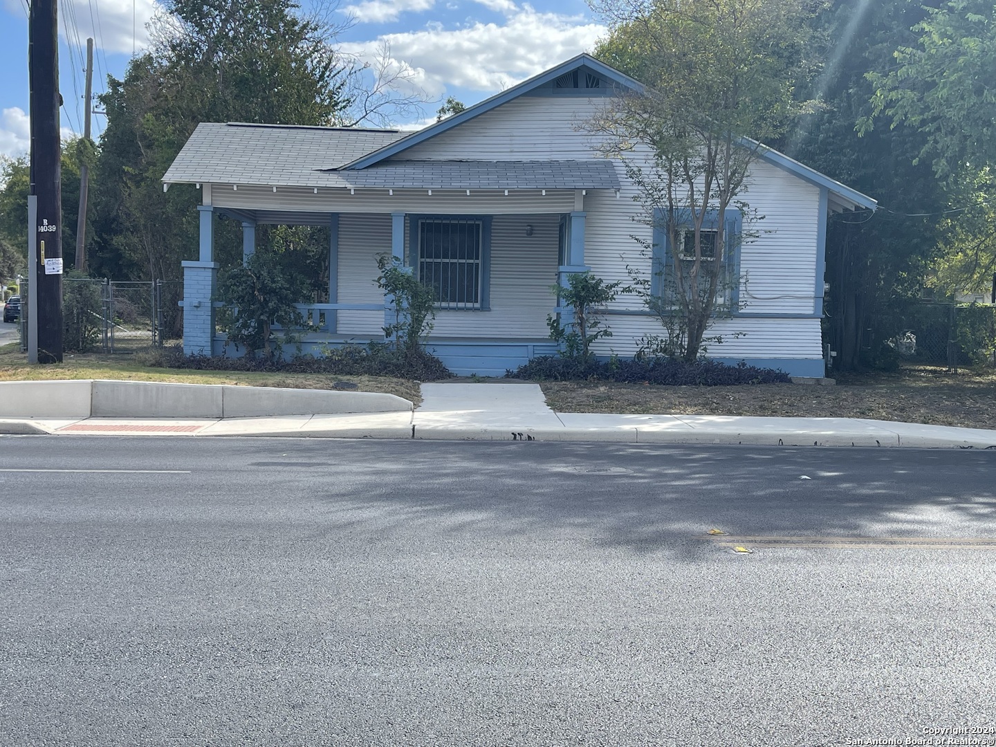 722 E Southcross Boulevard San Antonio TX 78214