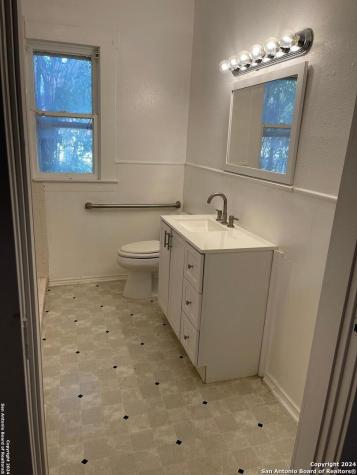 722 E Southcross Boulevard San Antonio TX 78214