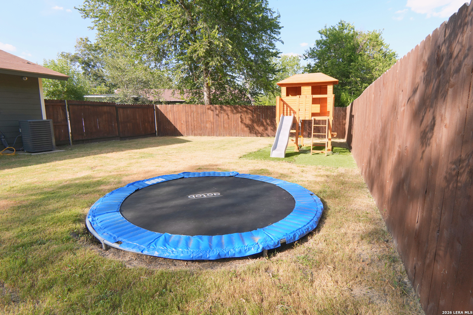 6086 Castle Hunt San Antonio TX 78218
