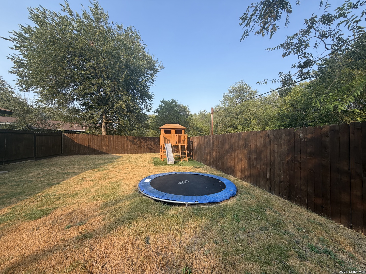 6086 Castle Hunt San Antonio TX 78218
