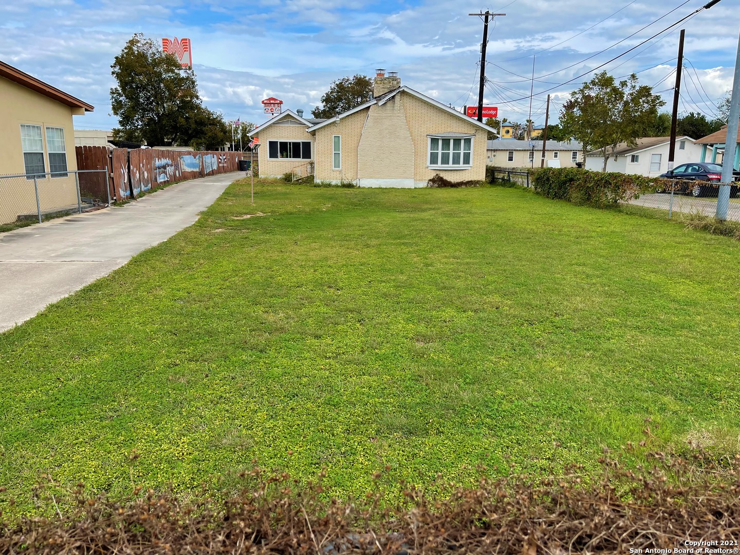 633 Chalmers Avenue San Antonio TX 78214