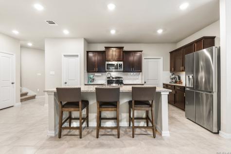 22410 Akin Nook San Antonio TX 78261