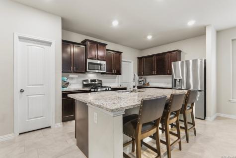22410 Akin Nook San Antonio TX 78261