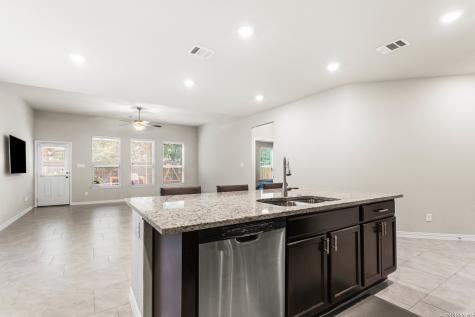 22410 Akin Nook San Antonio TX 78261
