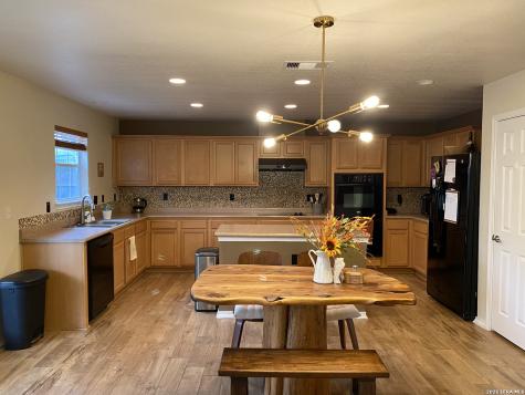 7915 Colonia San Antonio TX 78254