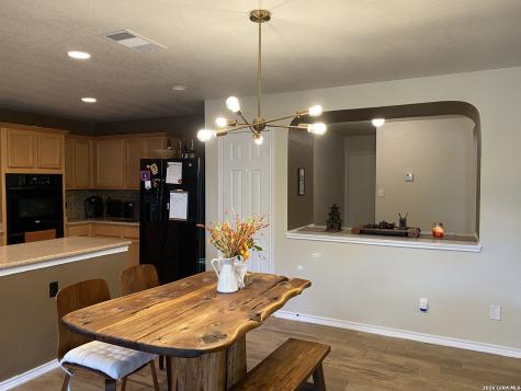 7915 Colonia San Antonio TX 78254