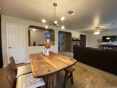 7915 Colonia San Antonio TX 78254