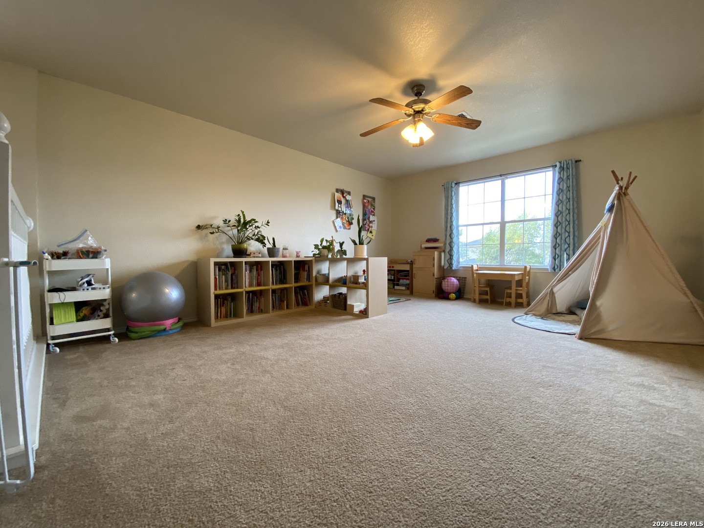 7915 Colonia San Antonio TX 78254