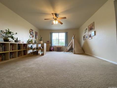 7915 Colonia San Antonio TX 78254